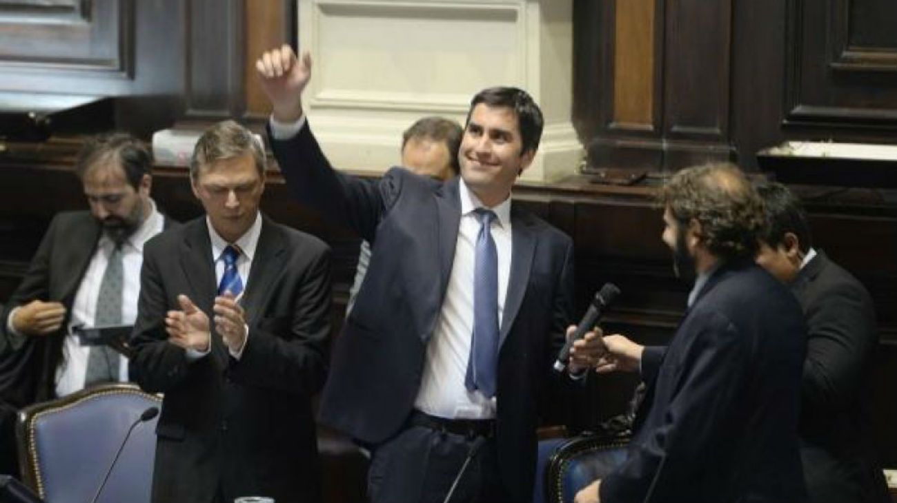 Escándalo Mosca: diputados bonaerenses tratarán el pedido de licencia y desafuero