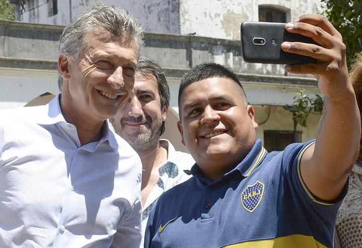La política sí le interesa a las redes sociales