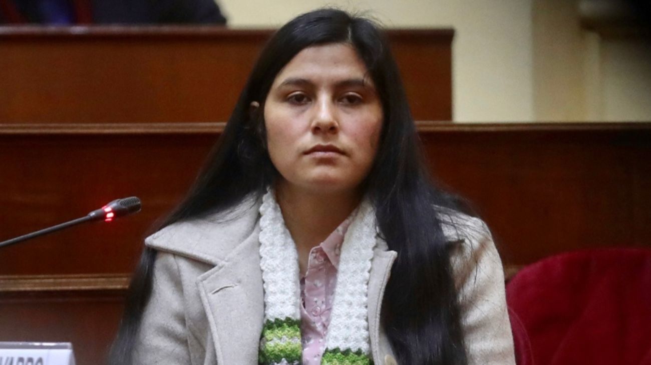 Se entregó la cuñada del presidente del Perú, acusada de corrupción