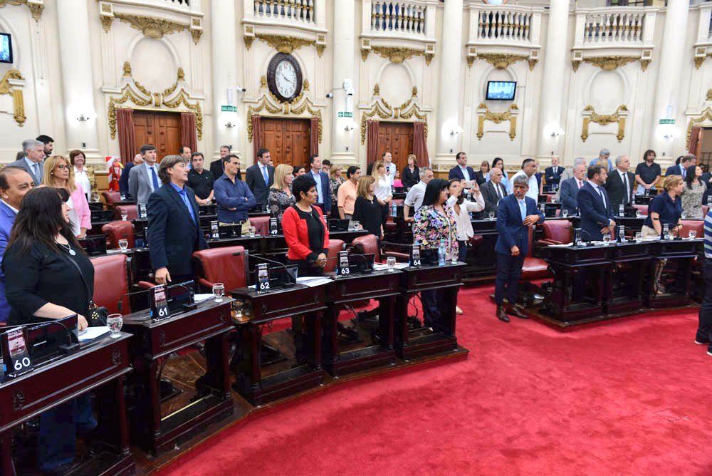 Negociaciones en el Congreso, con la lupa puesta en Unicameral y Concejo