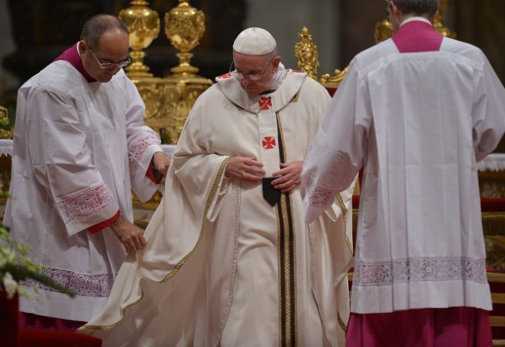 Cómo fue la primera Misa de Gallo del papado de Francisco