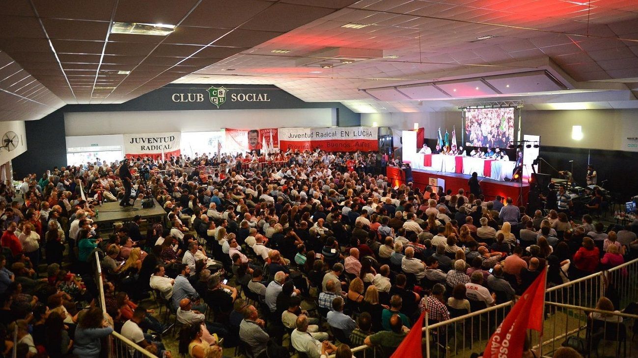 Los 5 puntos del documento que los radicales discuten en la Convención