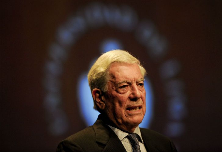 Vargas Llosa cruzó a Maduro: "Violó todas las libertades públicas e instituciones"