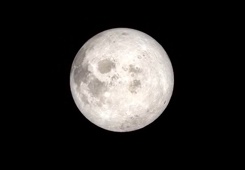 Las imágenes 4k que la NASA publicó de la Luna tomadas por el Apollo 13
