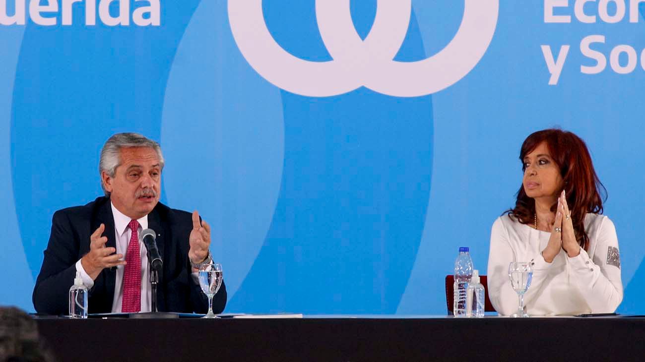 Alberto se anima, Cristina busca
