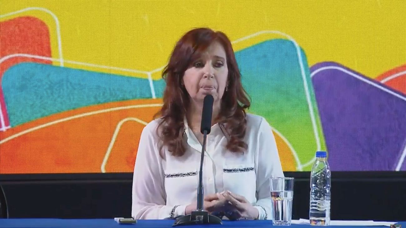 La Corte Suprema pidió el expediente de "Vialidad" y retrasaría el primer juicio a Cristina Kirchner