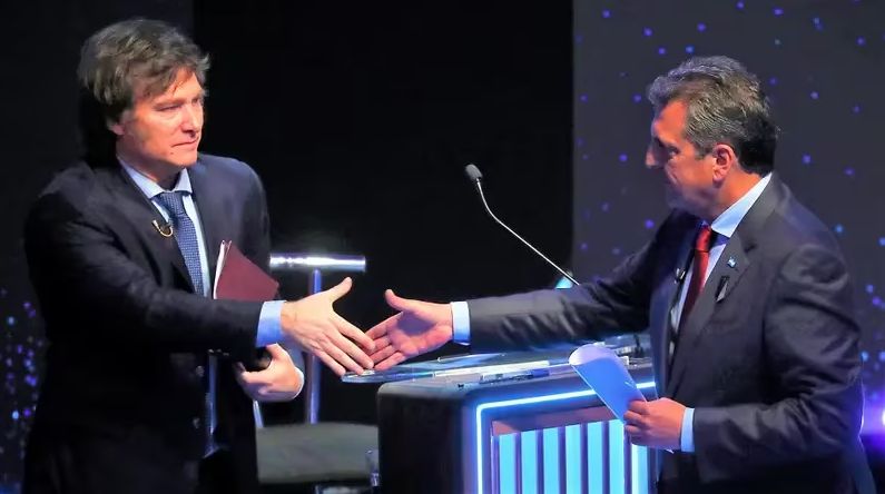 La pelea final: Massa y Milei se disputan los indecisos en un debate que puede ser definitorio