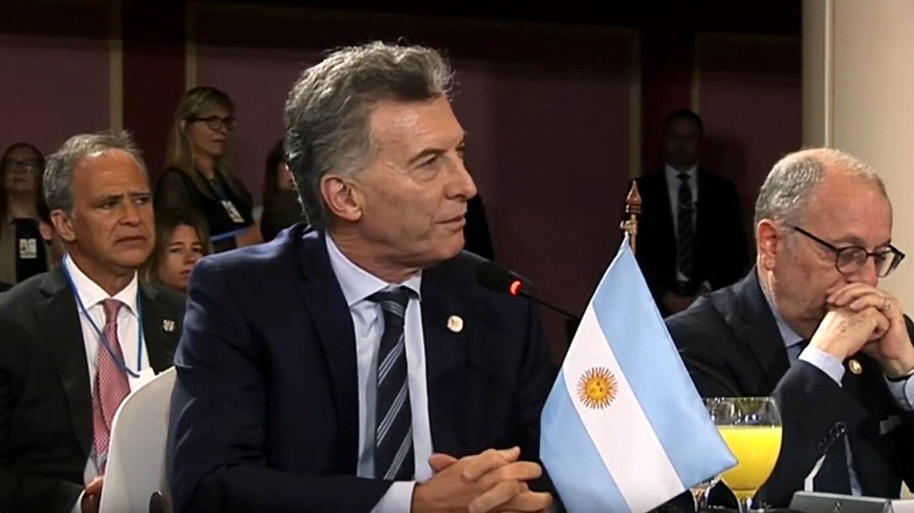 Mauricio Macri: "Debemos trabajar para restituir la democracia en Venezuela"
