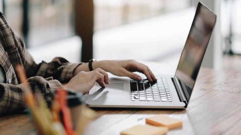 Río Cuarto: docentes universitarios desarrollaron una herramienta con inteligencia artificial para asistir a los estudiantes