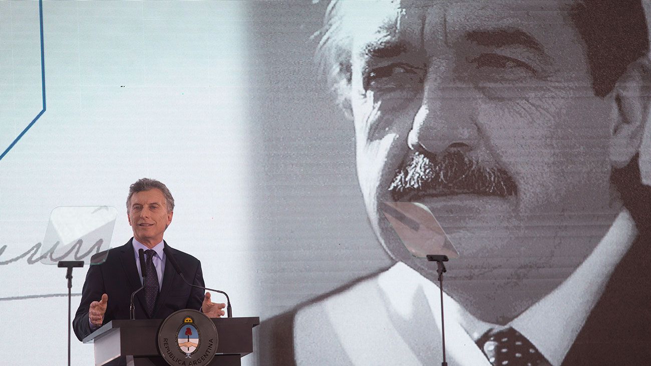 Mauricio Macri y Raúl Alfonsín, ¿separados al nacer?