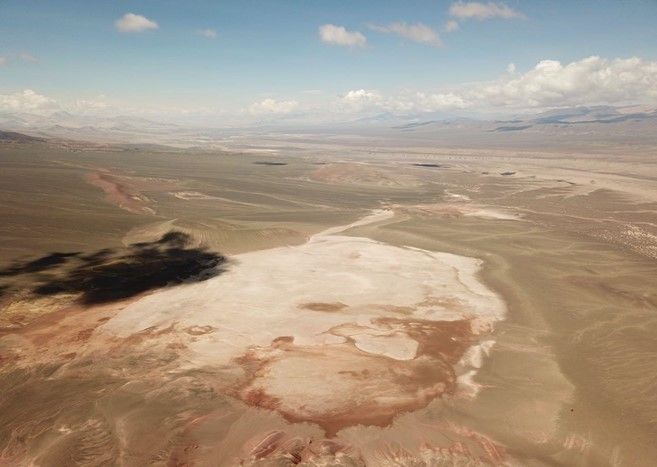 La decisión de precios de Argentina sacude las acciones de litio a nivel mundial
