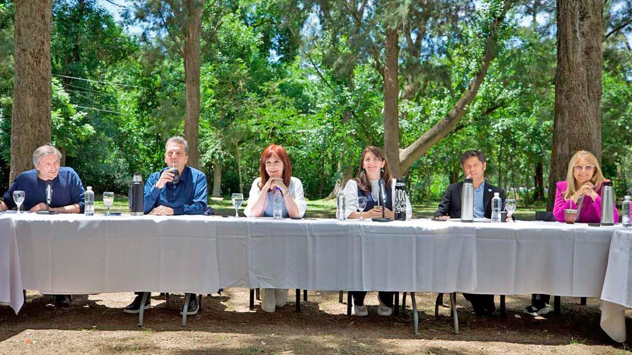 Provincia: enredos entre la interna del PJ y una alianza opositora