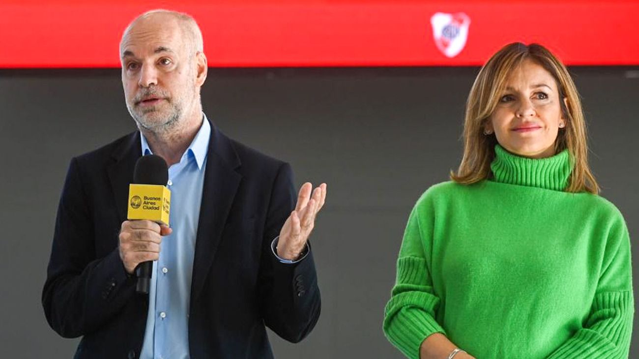 Los padres de uno de los colegios tomados denuncian espionaje por parte del Gobierno porteño