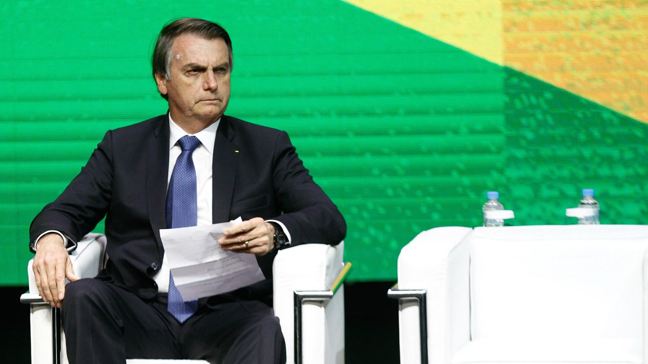 Brasil empeora datos de servicios y se acerca a recesión