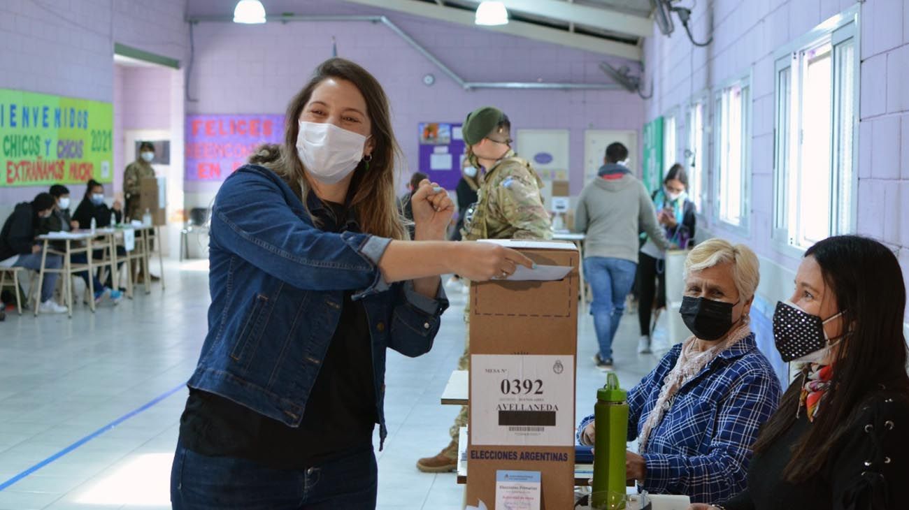 En qué consiste el proyecto de la izquierda para elevar el salario mínimo a $100 mil