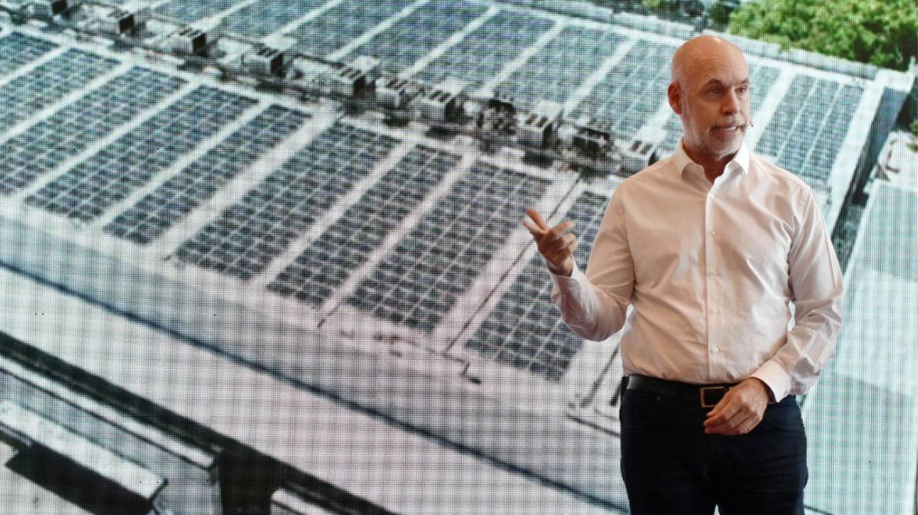 Con aspiraciones de ser presidente, Larreta se presentó en Costa Salguero