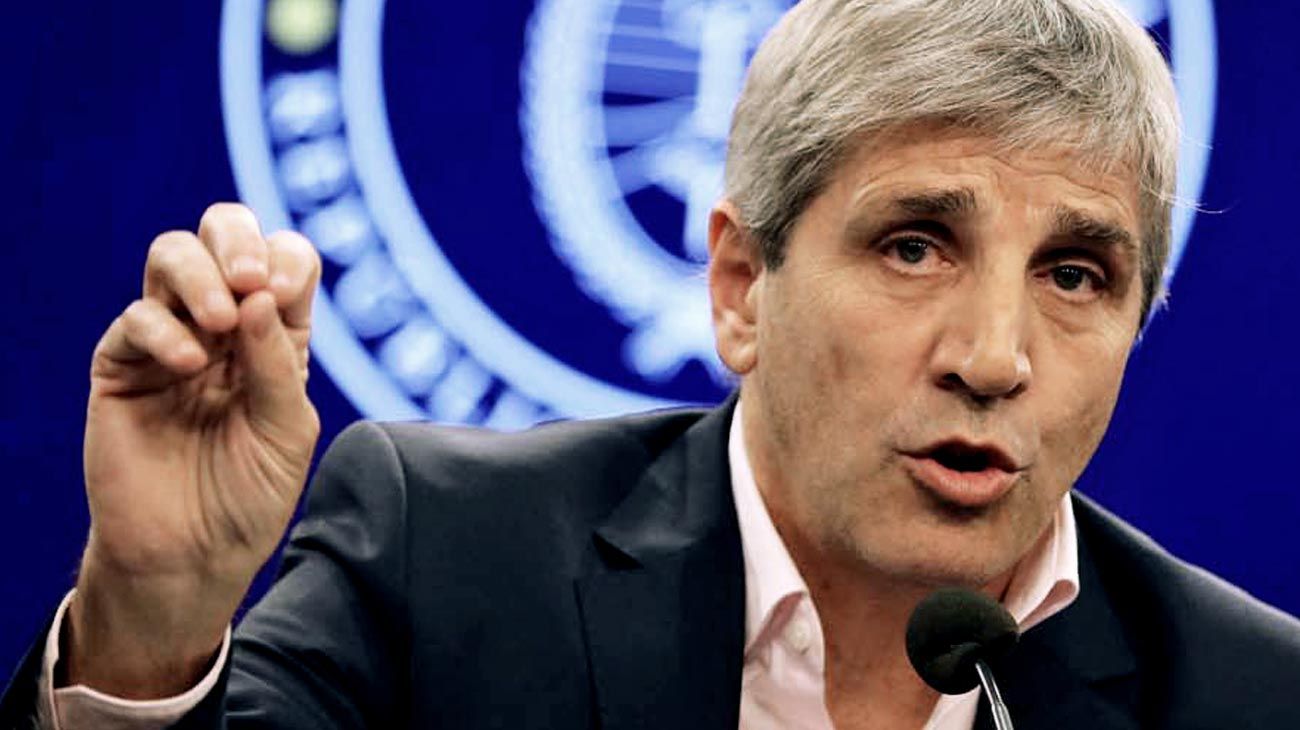 Con tasas más altas, Luis Caputo resigna la actividad económica para controlar el dólar