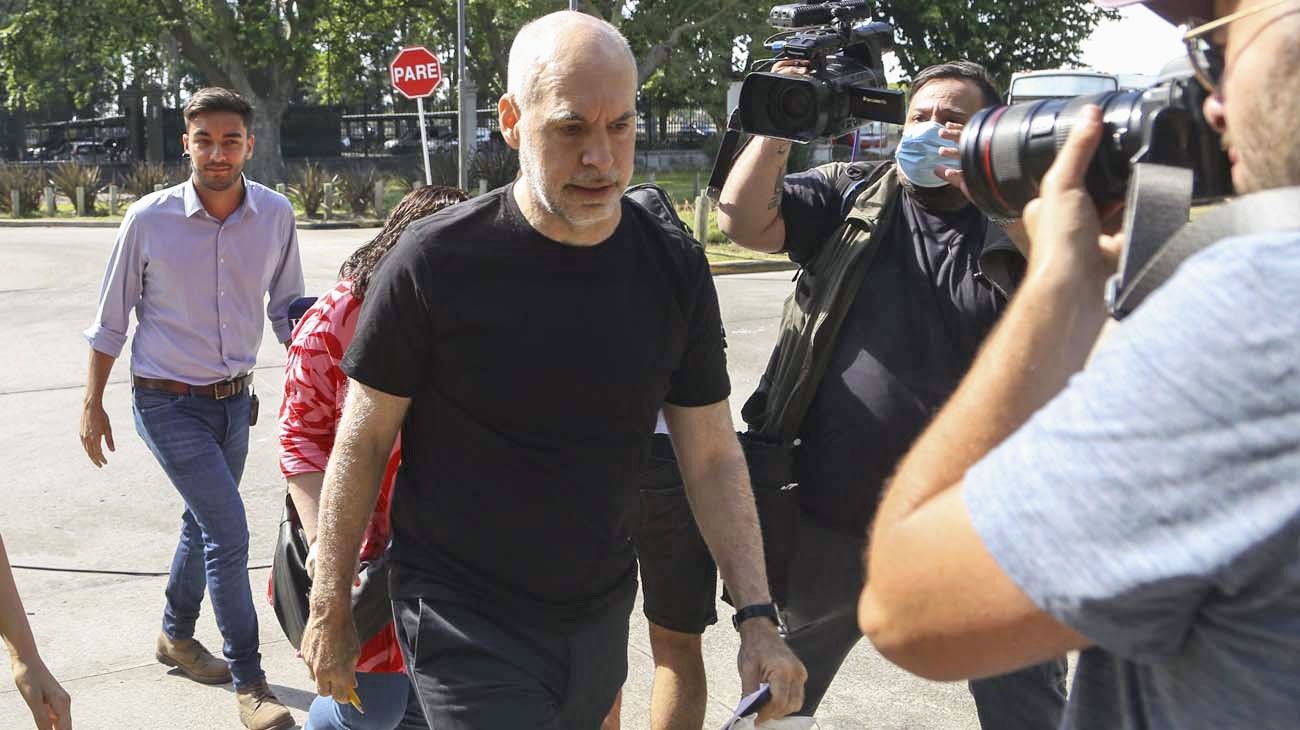 Larreta: la caída no para