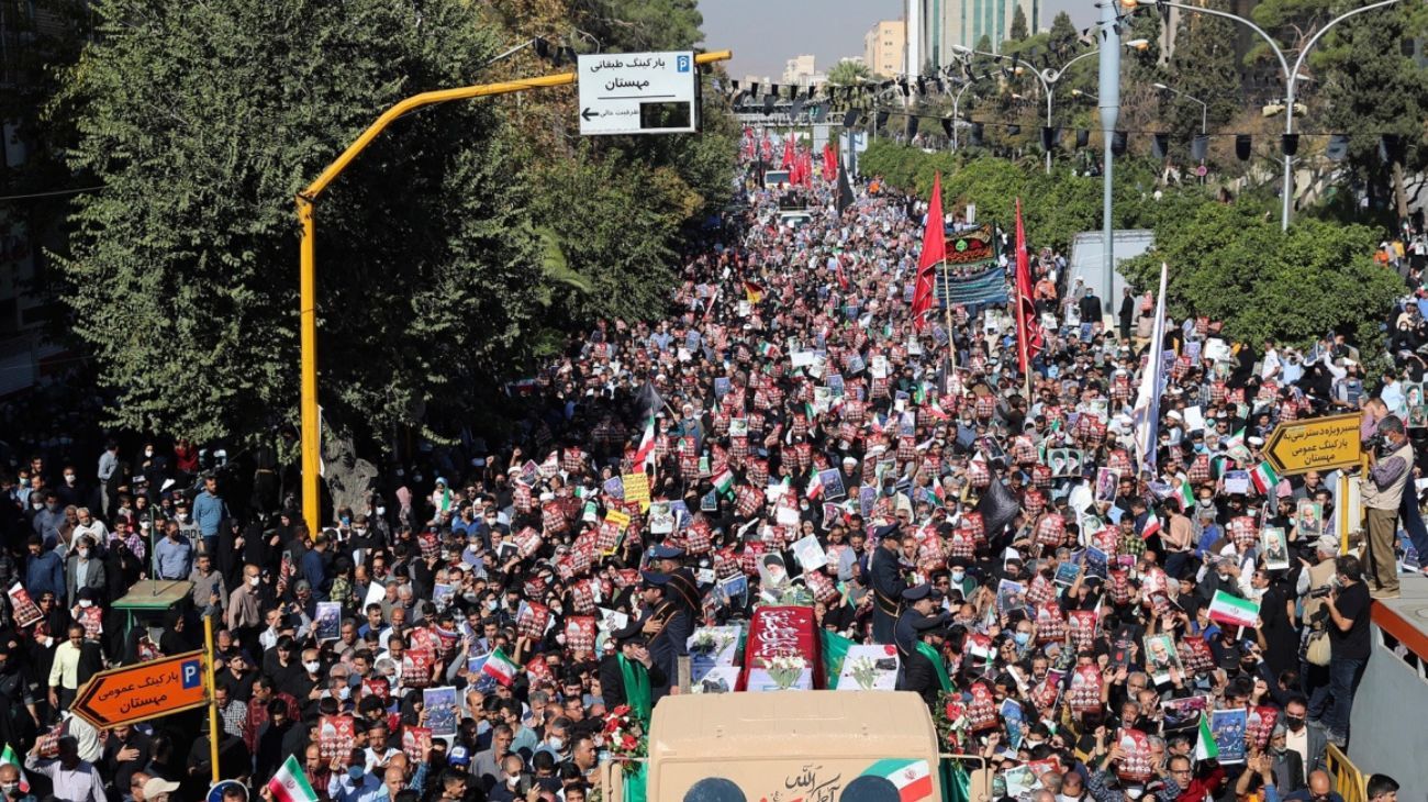 Irán condenó a muerte a otro joven por las protestas