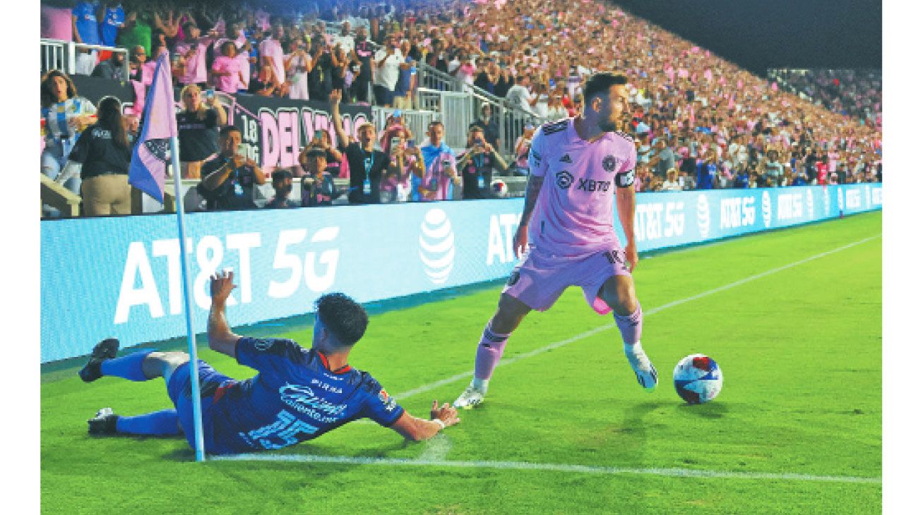 Arrancó la revolución Messi en Miami: debutó con un gol de tiro libre en tiempo de descuento