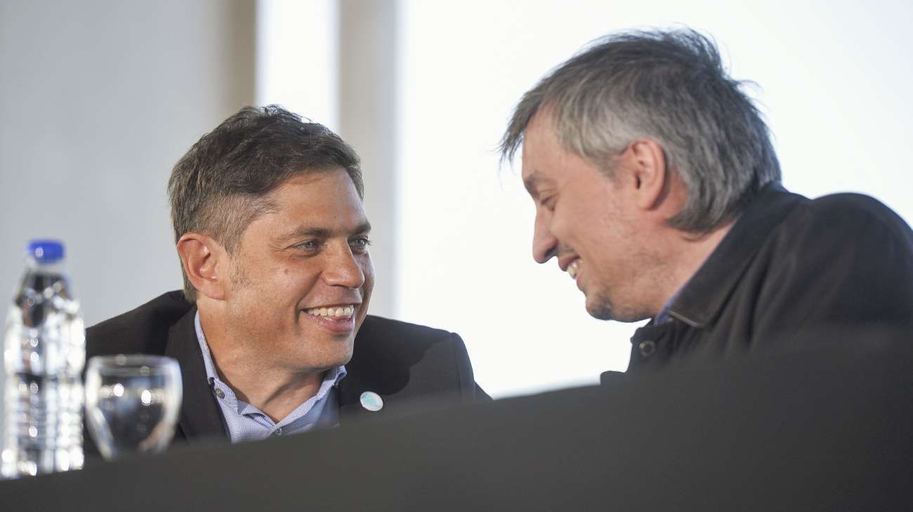 Máximo Kirchner le envió un sutil mensaje a Axel Kicillof: "La conductora es Cristina"