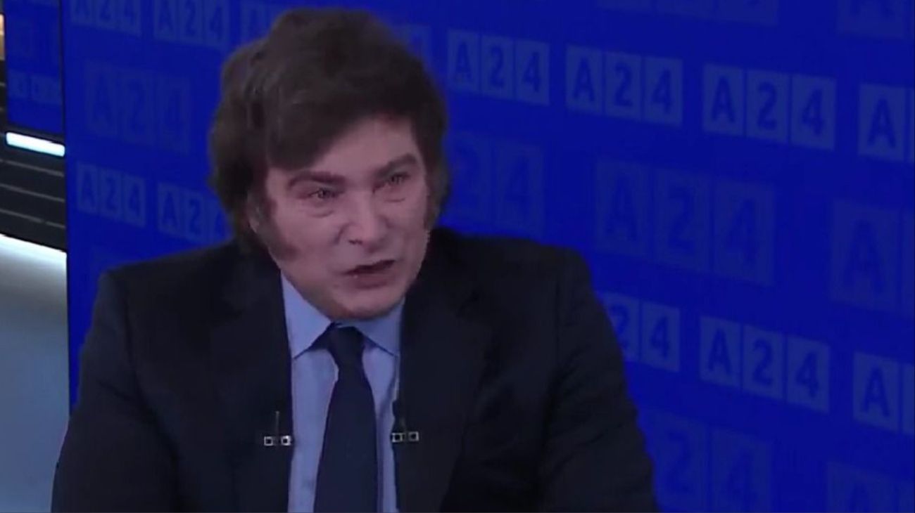 Javier Milei volvió a escuchar a "gente haciendo ruido" durante una entrevista televisiva