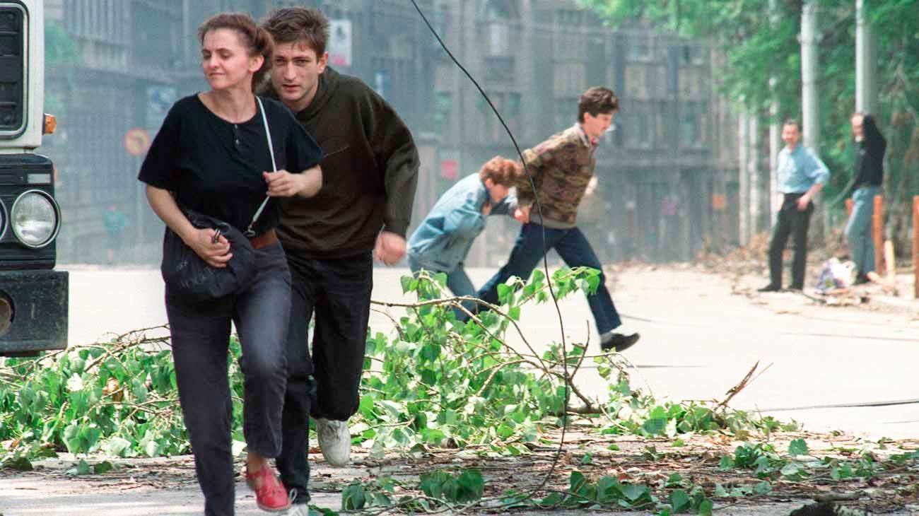 El atroz “safari” de ricos en la guerra de Sarajevo que asesinaban civiles