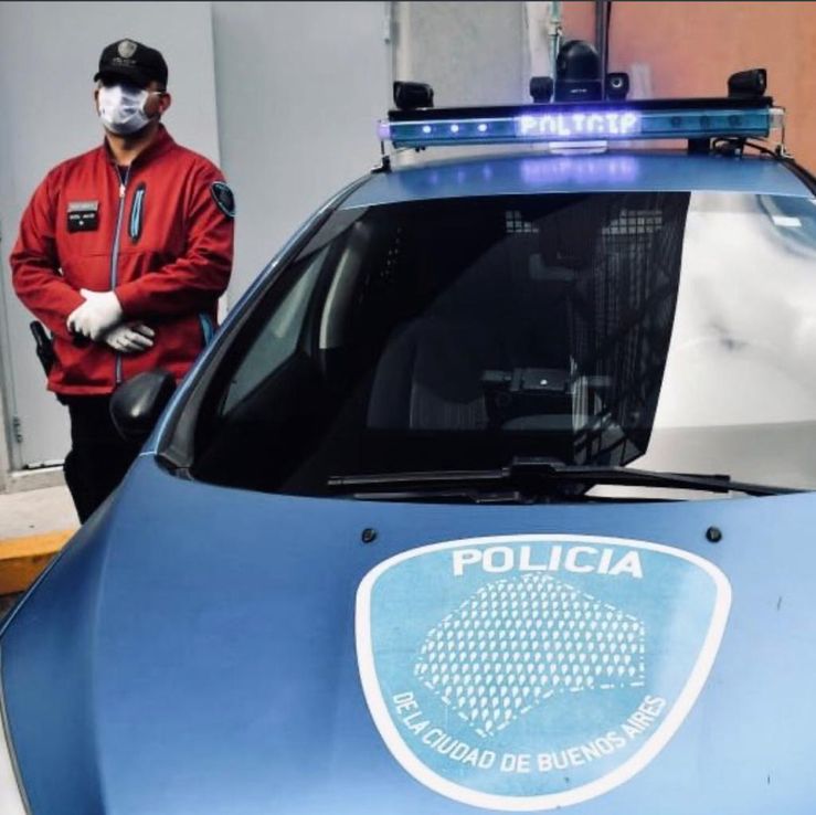 Los patrulleros porteños tienen siete cámaras para controlar la cuarentena