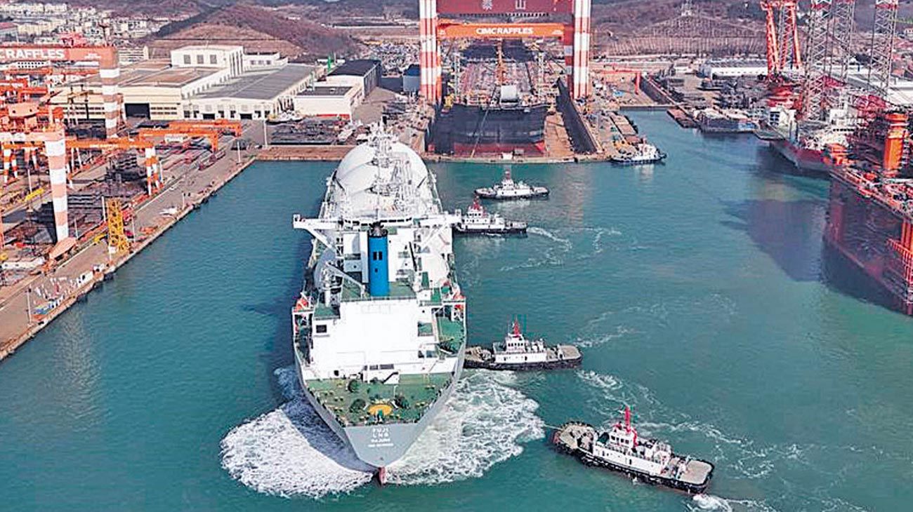 Llega el segundo barco de licuefacción a Río Negro para el proyecto de GNL