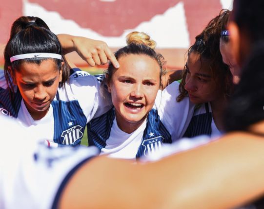 El adiós de una capitana eterna: Yamila Cazón y su legado en Talleres
