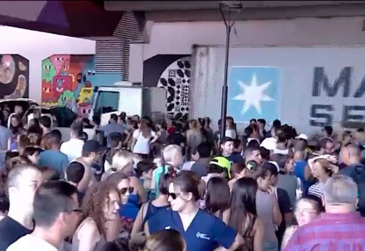 Miles de personas quieren vacunarse contra la fiebre amarilla
