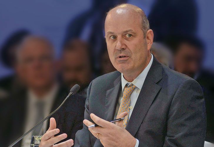 El Central define las tasas de interés tras la suba del dólar y la inflación