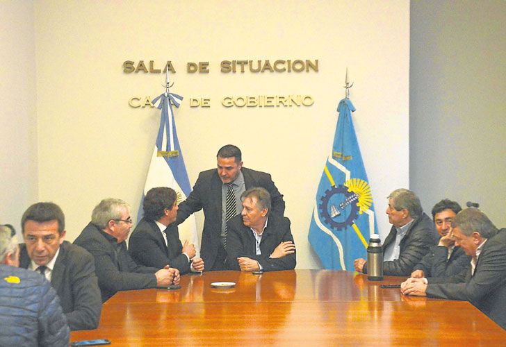Cristóbal está furioso con su socio y tiene miedo de terminar en la cárcel