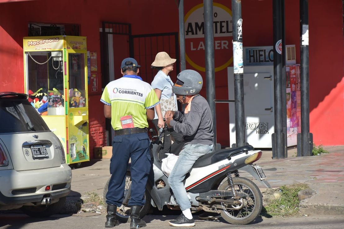 Escándalo en Corrientes: dio 1,68 de alcoholemia, atacó a los inspectores y terminó a los golpes