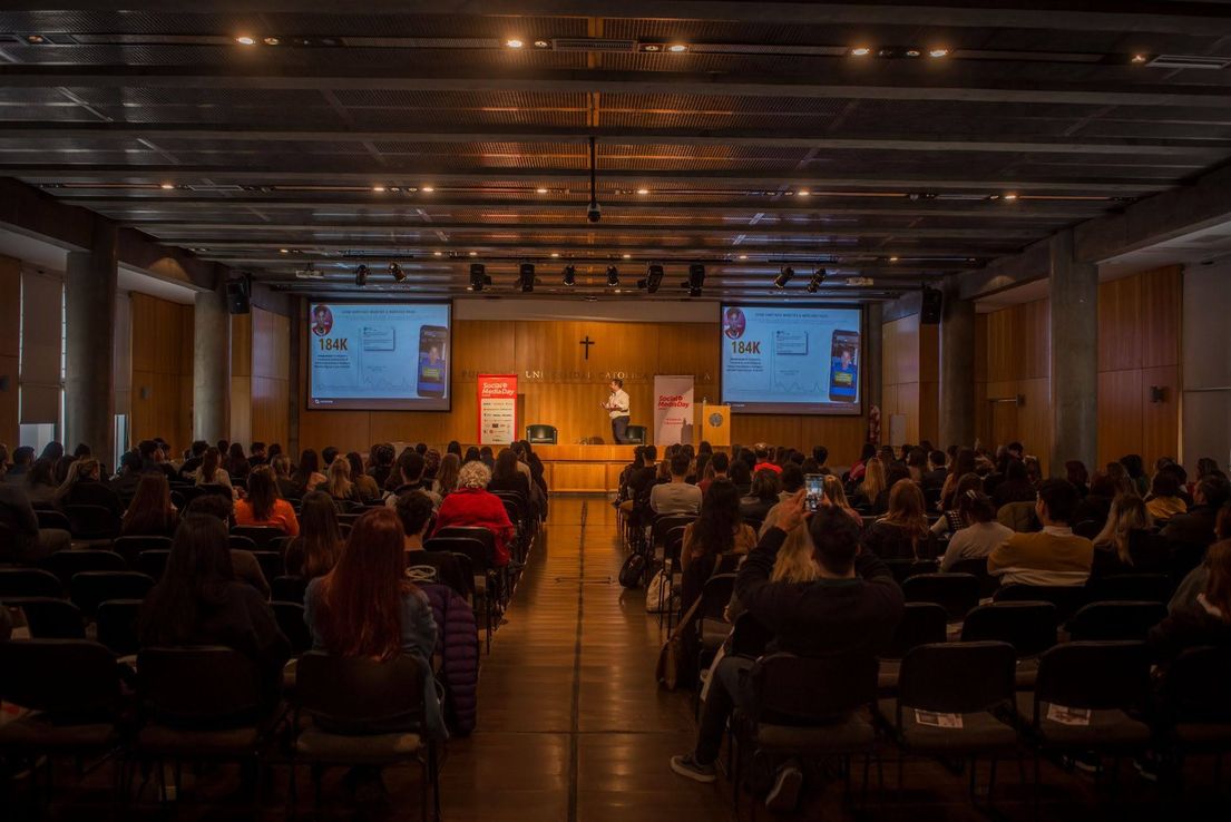 Social Media Day Rosario 2026: tendencias digitales, IA y estrategias de contenido en la UCA