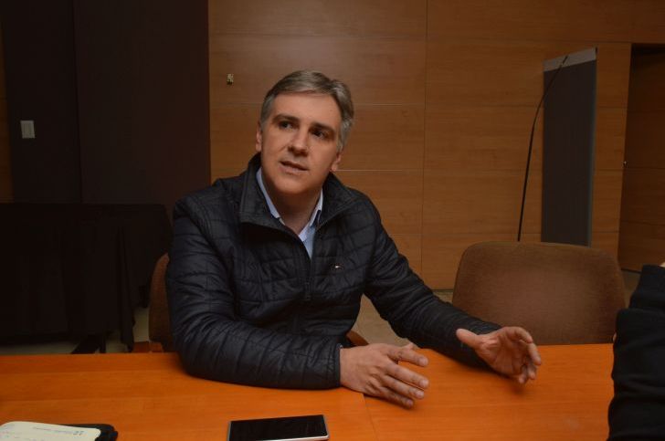 Llaryora: “El Gobierno nacional cae en la grieta que antes criticaba”