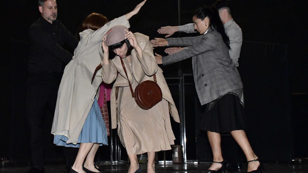 Machinal: una exitosa combinación de teatro, danza y música original