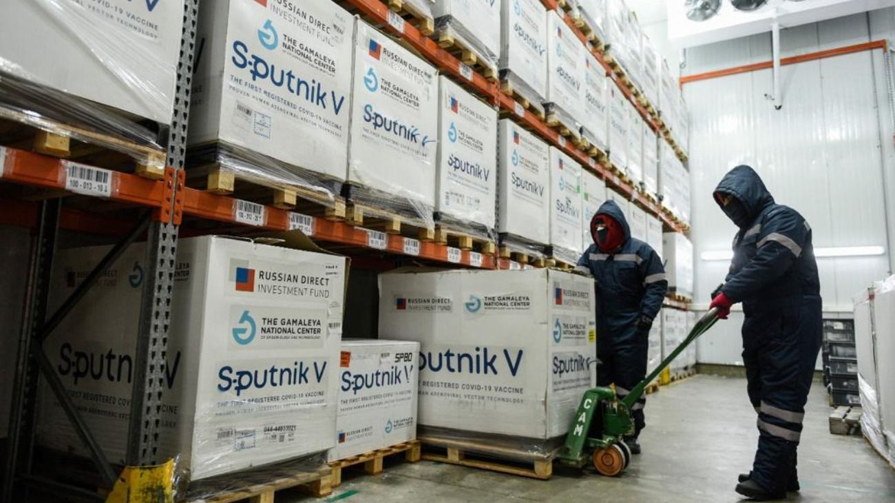 Cuándo llegarán más vacunas Sputnik V, Covishield y Sinopharm a la Argentina