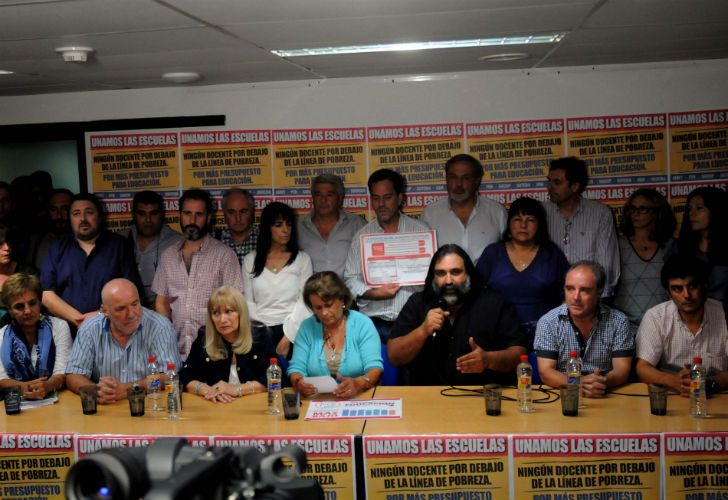 Baradel le apuntó directo a Vidal: "La propuesta fue vergonzosa"