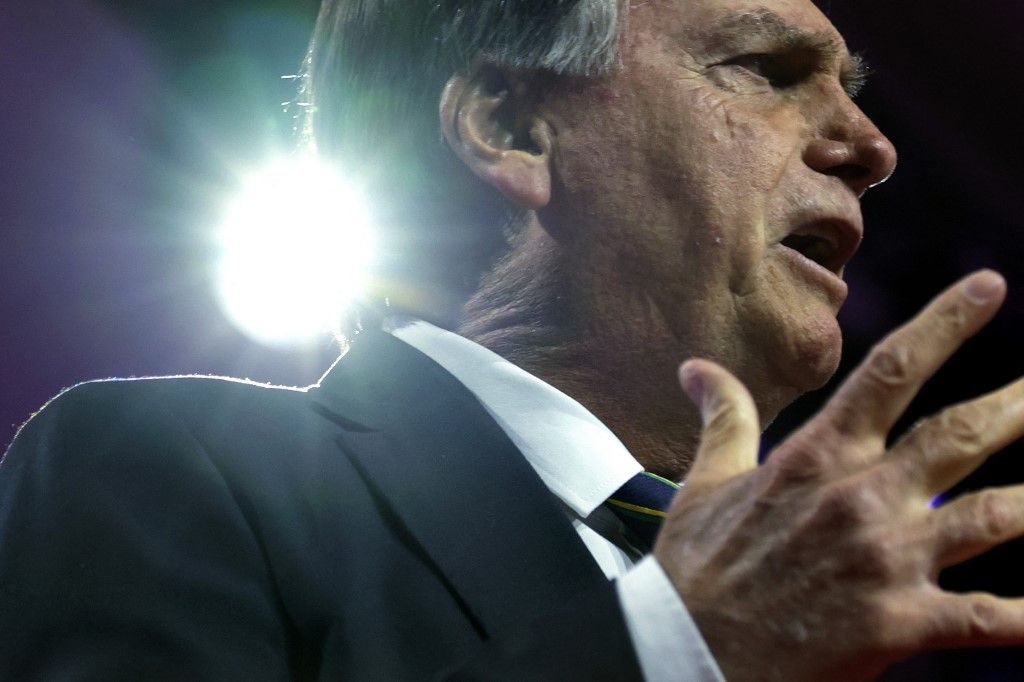 Bolsonaro quiere volver a Brasil en modo "Mesías": tiene una "misión" divina que aún "no terminó"