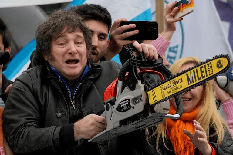 Balance sobre la gestión Milei: “La inversión extranjera es negativa, es algo histórico”