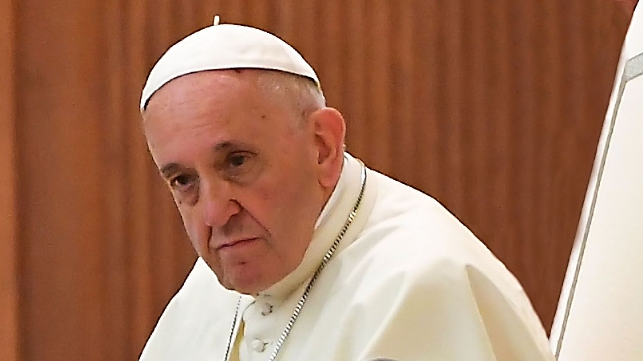 El Papa Francisco definió al aborto como "nazismo de guantes blancos"