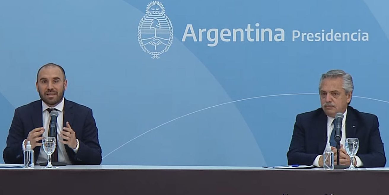 Alberto Fernández, acompañado por Guzmán, presenta el proyecto de ley de inversiones para inversiones hidrocarburíferas