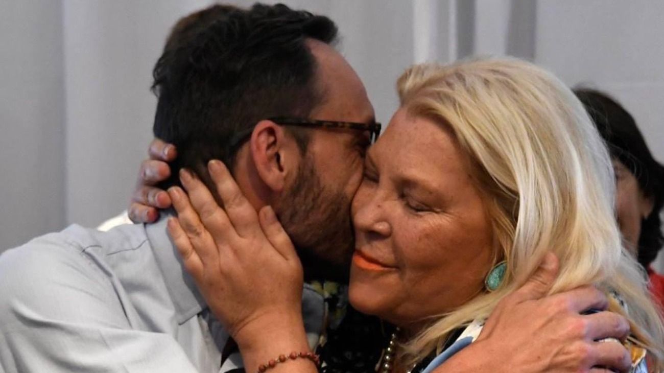 Lilita festejó su cumpleaños con saludos de Vidal, Larreta y el silencio de Macri