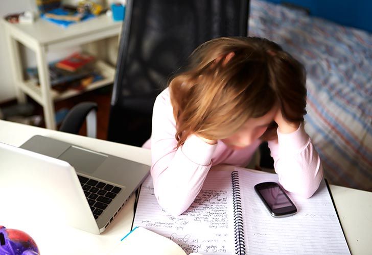 Qué es el Grooming y cómo informar a los menores sobre los riesgos de Internet