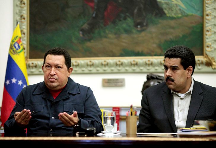 Maduro dicta su primer decreto