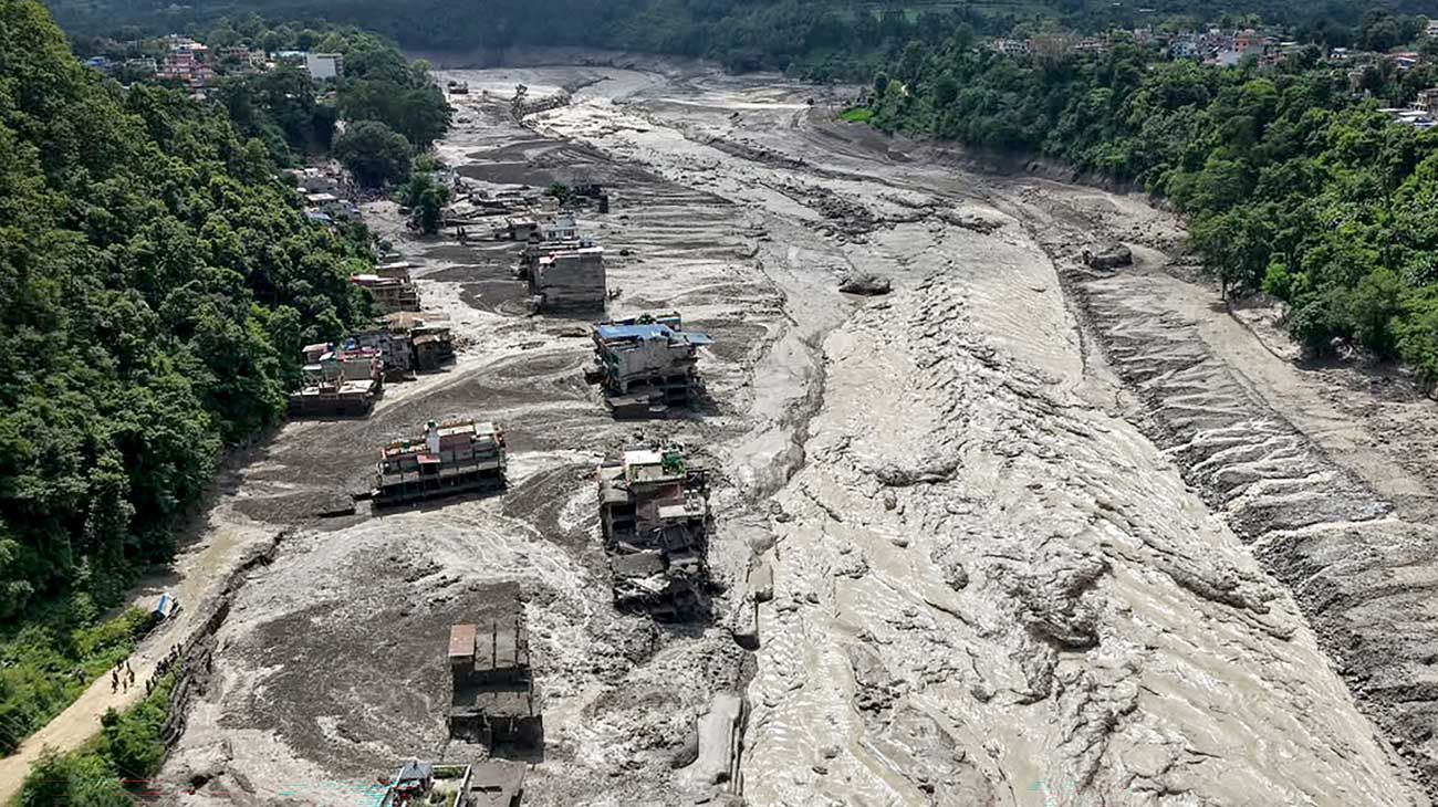 Qué es una riada y por qué fue tan devastadora la inundación que arrasó Nepal y el Tíbet