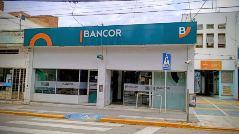 Fuerte ajuste en Bancor: ya cerró 18 dependencias y evalúa más recortes