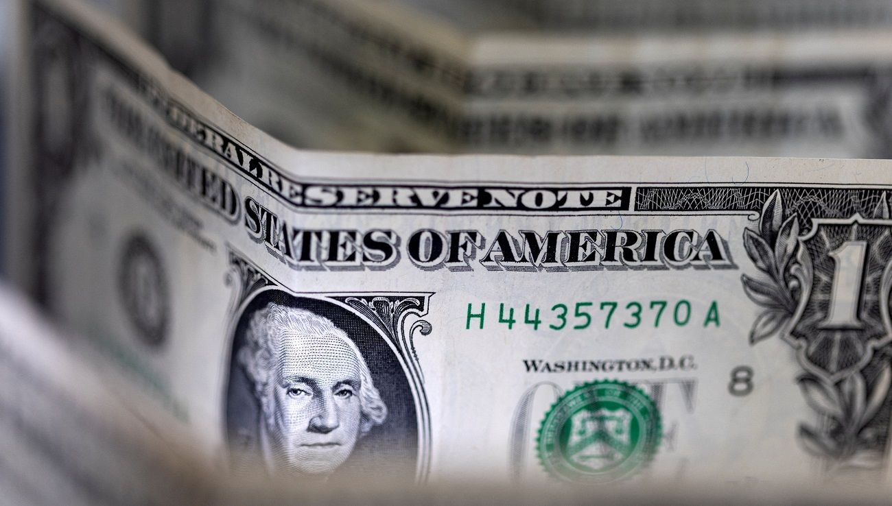 El dólar blue continúa su caída este 8 de noviembre
