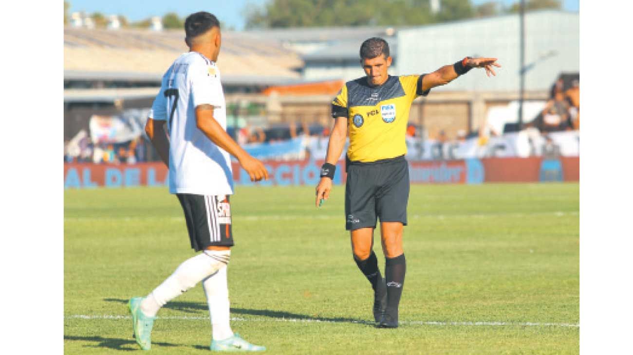 El arbitraje en la Liga: no importan los hechos, solo las interpretaciones y el factor de poder